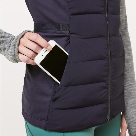 NWT Lululemon Down For It All Vest Midnight Navy - Picture 2 of 8